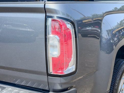 Used 2019 GMC Canyon W/T w/ Convenience Package RWD image 8
