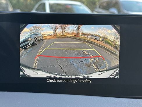 Used 2024 MAZDA MAZDA3 s image 34