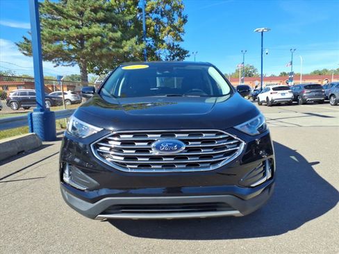 Certified 2022 Ford Edge SEL w/ Convenience Package image 2