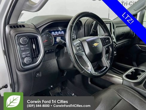 Used 2023 Chevrolet Silverado 3500 LTZ w/ LTZ Convenience Package AWD/4WD image 3