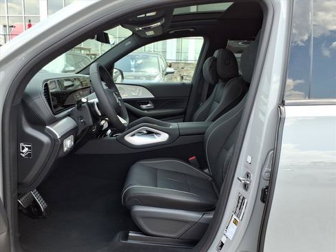 New 2026 Mercedes-Benz GLS 450 4MATIC image 11