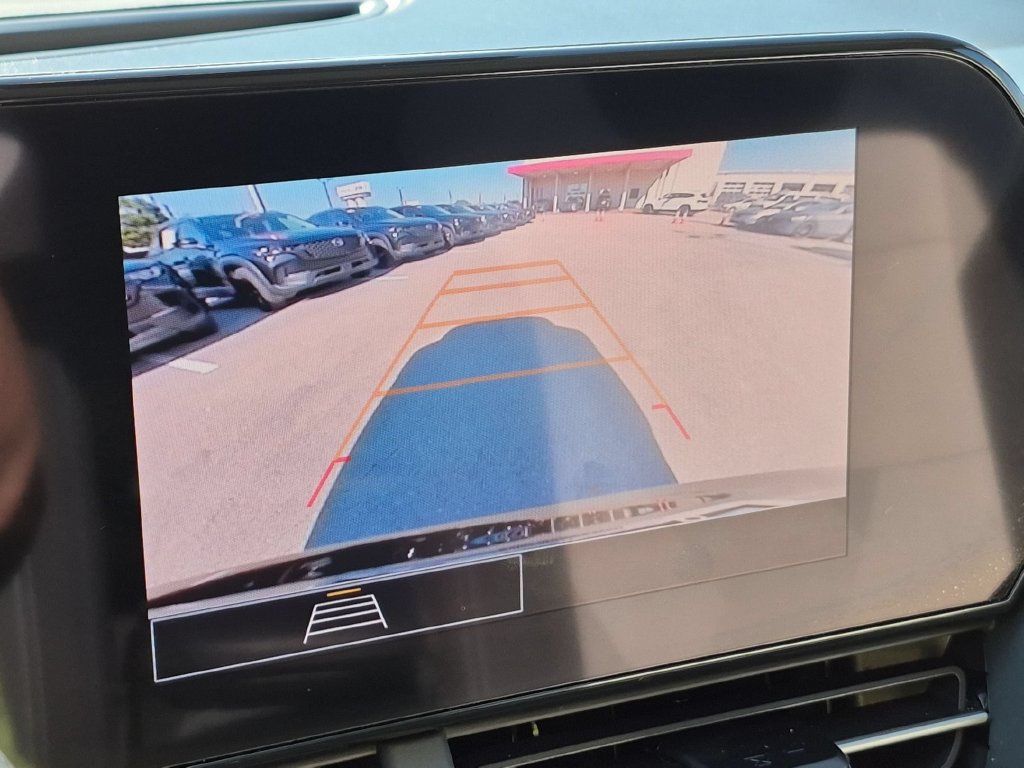 Used 2025 Chevrolet Trax LS FWD image 16