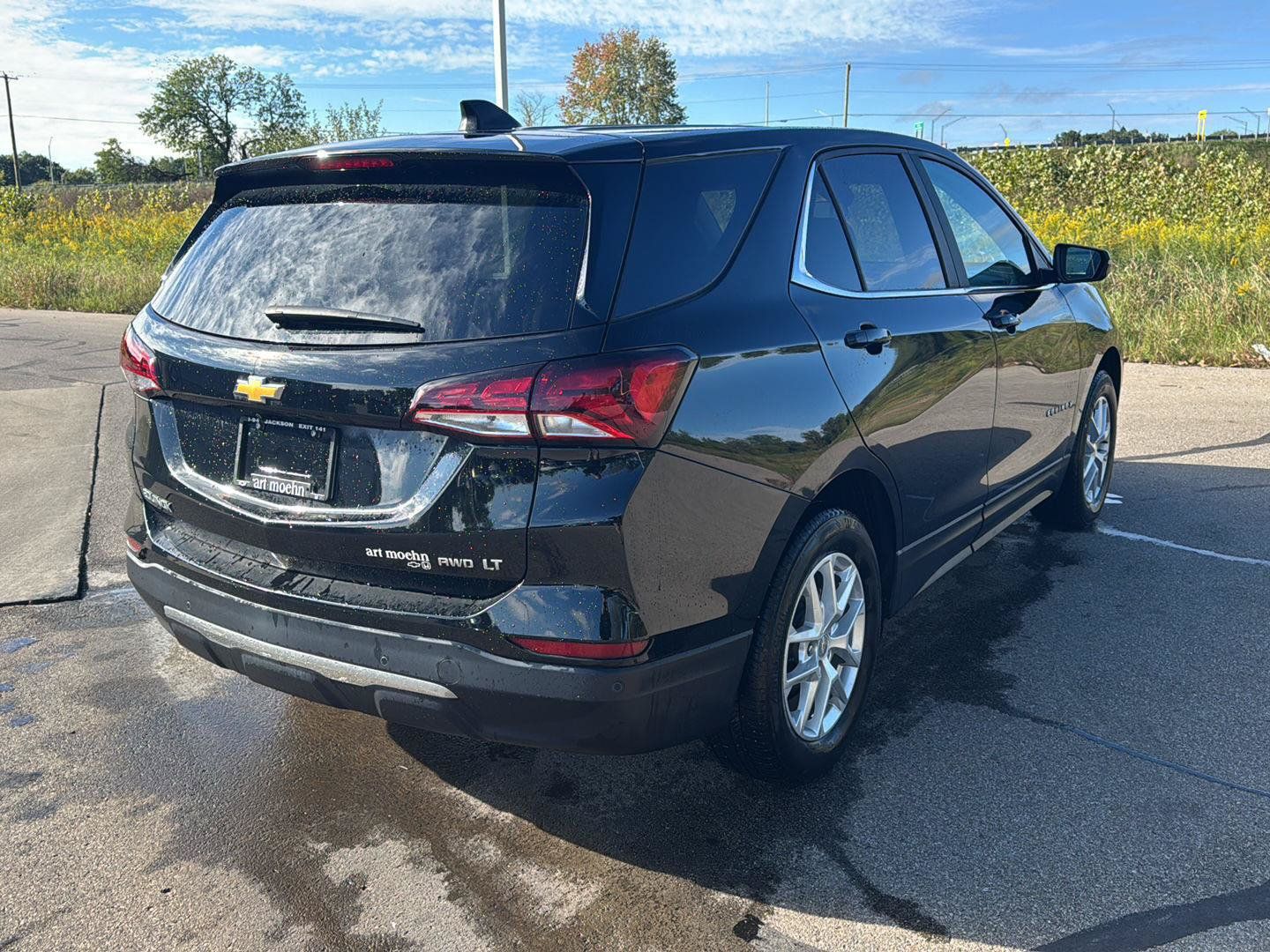 Used 2024 Chevrolet Equinox LT AWD/4WD image 5