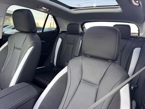 New 2026 Buick Envision Sport Touring image 28