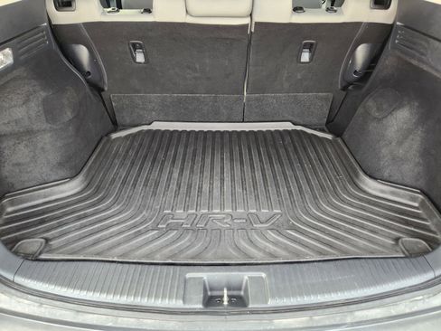 Used 2021 Honda HR-V EX image 36