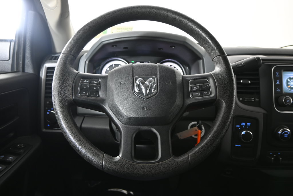 Used 2014 RAM 3500 Tradesman w/ Chrome Appearance Group AWD/4WD image 32
