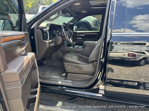 Used 2023 GMC Sierra 1500 Denali w/ Denali Reserve Package AWD/4WD image 16