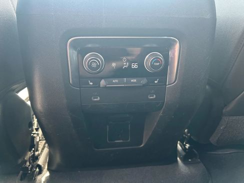 Used 2021 Chevrolet Tahoe Premier image 38