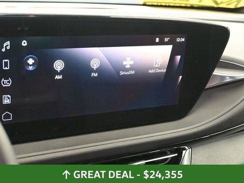 Used 2025 Buick Envista Sport Touring image 29