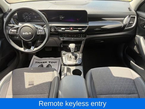 Used 2024 Kia Seltos S AWD/4WD image 11