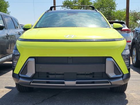 Used 2025 Hyundai Kona Limited AWD/4WD image 10