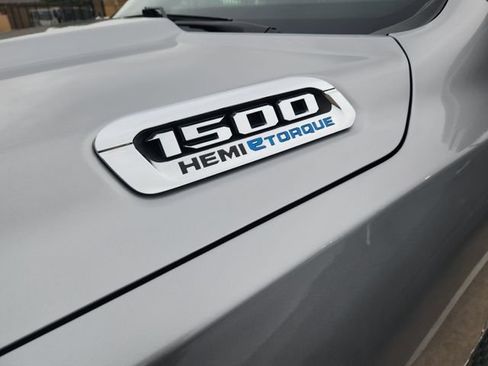 Used 2023 RAM 1500 Lone Star AWD/4WD image 10
