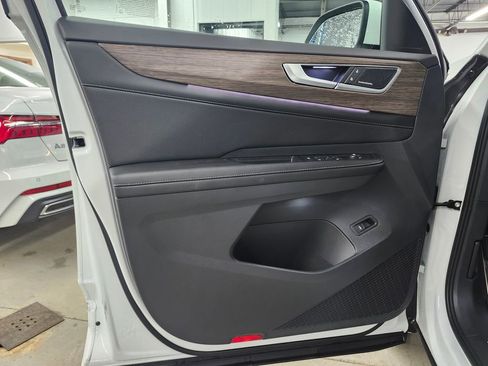 New 2026 Volkswagen Atlas SEL Premium R-Line AWD/4WD image 9