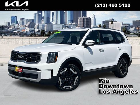 Used 2025 Kia Telluride S FWD image 1