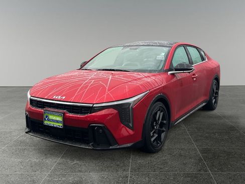 Used 2025 Kia K4 GT-Line Turbo image 3