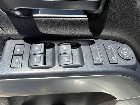 Used 2019 Chevrolet Silverado 1500 LT AWD/4WD image 15