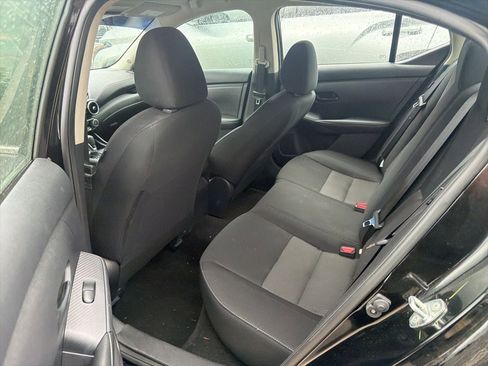 Used 2024 Nissan Sentra SV FWD image 9