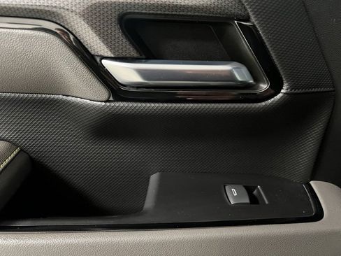 Used 2023 Chevrolet Silverado 1500 ZR2 image 43