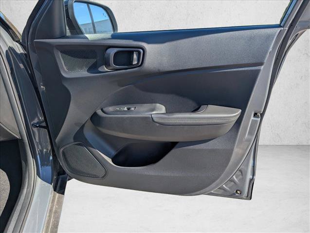 Certified 2025 Hyundai Venue Limited FWD image 26