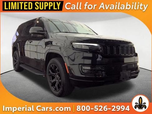 Used 2024 Jeep Wagoneer Series II AWD/4WD image 1