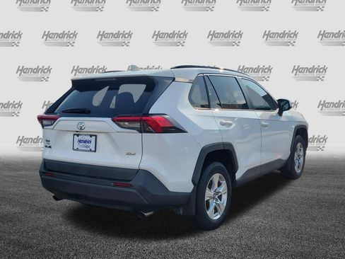 Used 2019 Toyota RAV4 XLE FWD image 7