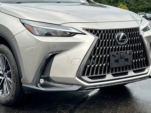 Used 2022 Lexus NX 350 AWD image 2