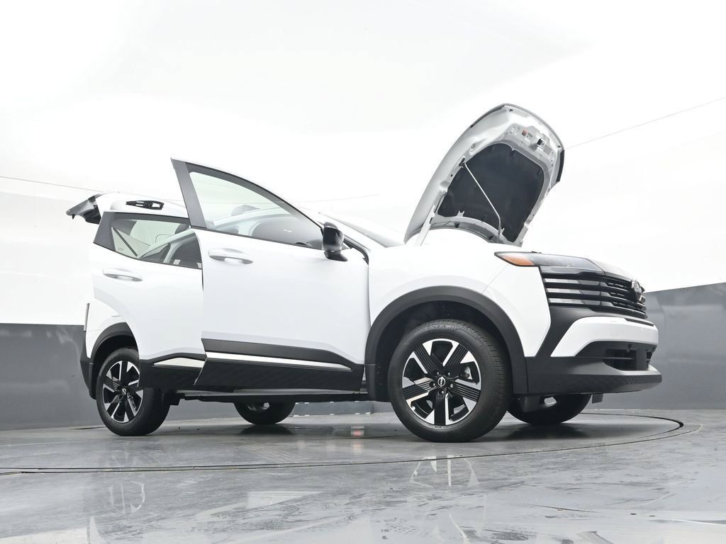 Certified 2026 Nissan Kicks SV w/ Cold Weather Package AWD/4WD image 51