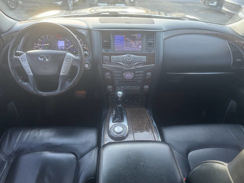 Used 2017 INFINITI QX80 2WD w/ Driver Assistance Package image 19