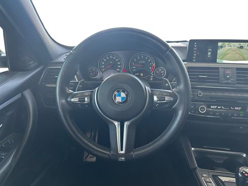 Used 2018 BMW M3 CS RWD image 13