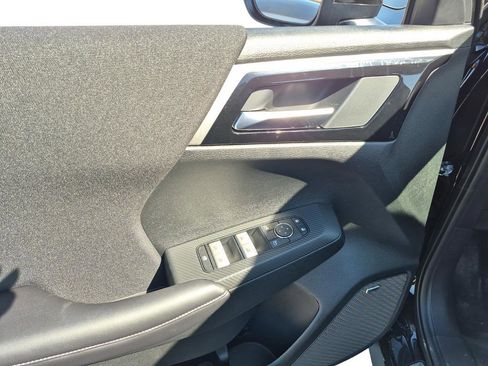 New 2026 Mitsubishi Outlander ES FWD image 25