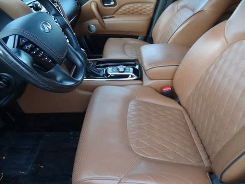 Used 2024 INFINITI QX80 Sensory image 6