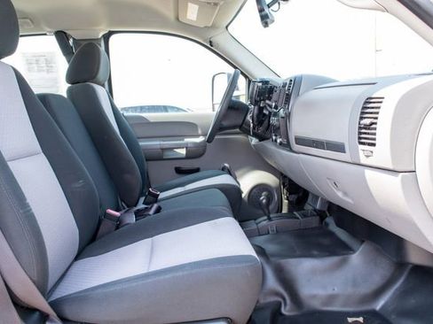 Used 2008 Chevrolet Silverado 3500 W/T image 12