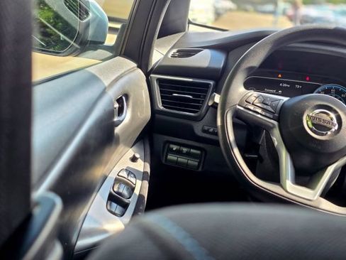Used 2018 Nissan Leaf S w/ S Charge Package FWD image 20