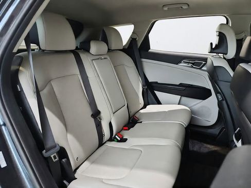 Certified 2024 Kia Sportage EX FWD image 26