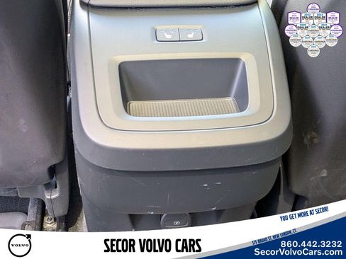 Certified 2024 Volvo XC60 B5 Plus w/ Protection Package Premier AWD/4WD image 17