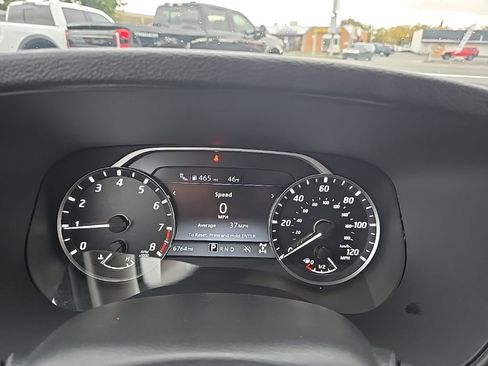 Certified 2024 Nissan Frontier SV w/ Hardbody Edition image 18