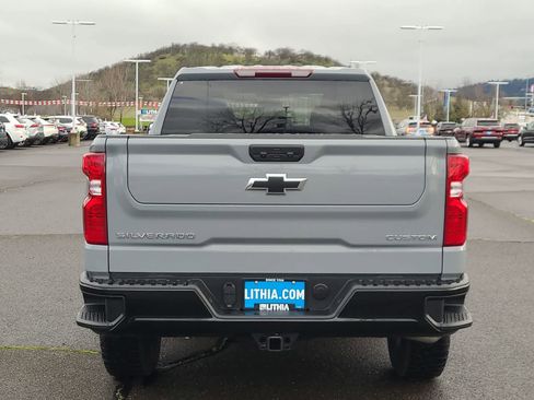 Used 2025 Chevrolet Silverado 1500 Custom Trail Boss image 13