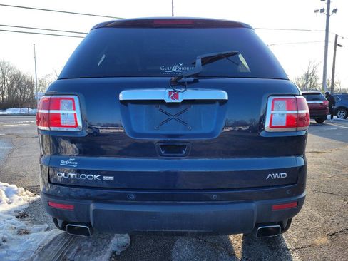Used 2007 Saturn Outlook XR w/ Premium Trim Pkg image 4