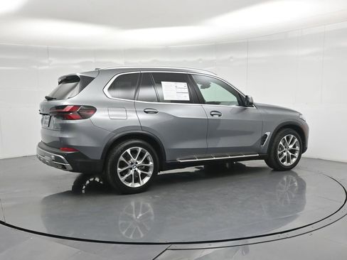 Used 2024 BMW X5 xDrive40i AWD/4WD image 28