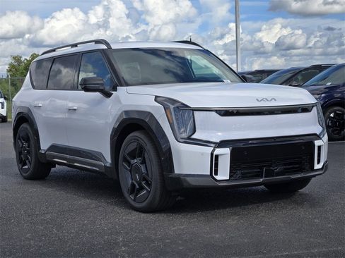 New 2026 Kia EV9 GT-Line image 2