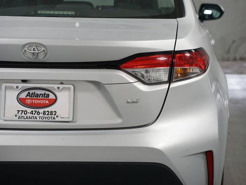 Certified 2024 Toyota Corolla LE image 10