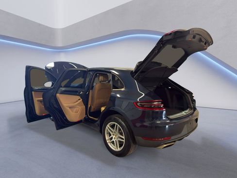 Used 2017 Porsche Macan AWD/4WD image 12