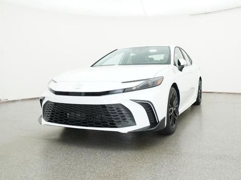 New 2026 Toyota Camry SE image 32