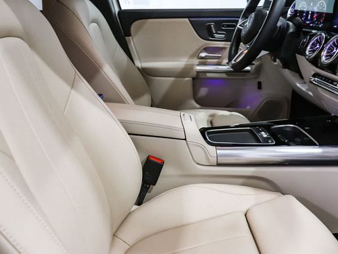 Certified 2024 Mercedes-Benz GLA 250 image 16