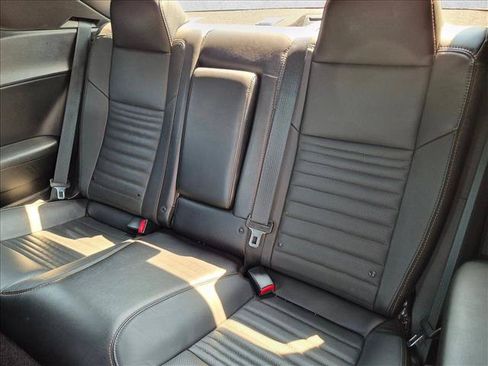 Used 2016 Dodge Challenger R/T Scat Pack RWD image 15