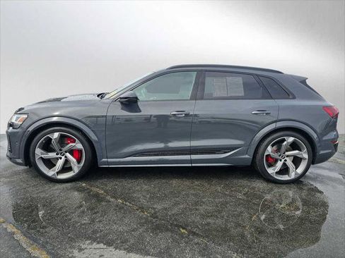 Used 2024 Audi SQ8 e-tron Premium Plus AWD/4WD image 6