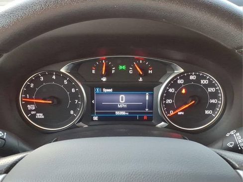 Used 2022 GMC Terrain SLE AWD/4WD image 25