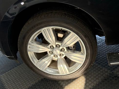 Certified 2023 Ford Expedition Platinum image 17