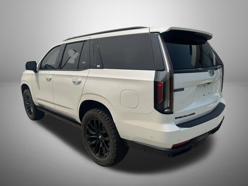 Used 2023 Cadillac Escalade Sport w/ LPO, ONYX Package AWD/4WD image 3
