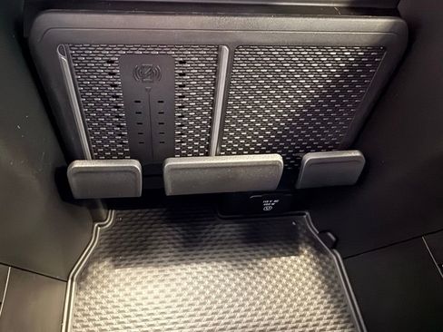 New 2026 RAM 1500 Big Horn AWD/4WD image 32